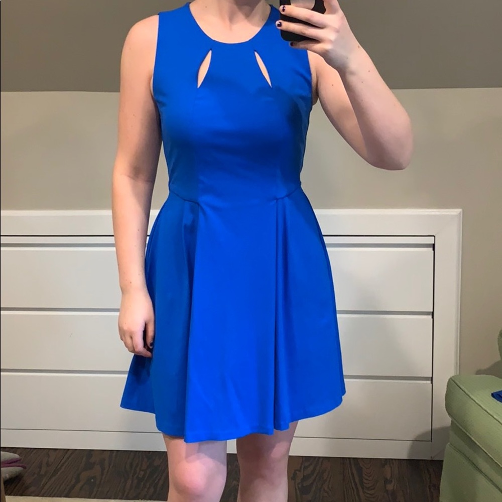 NWOT Cynthia Rowley dress, cutout details, pockets